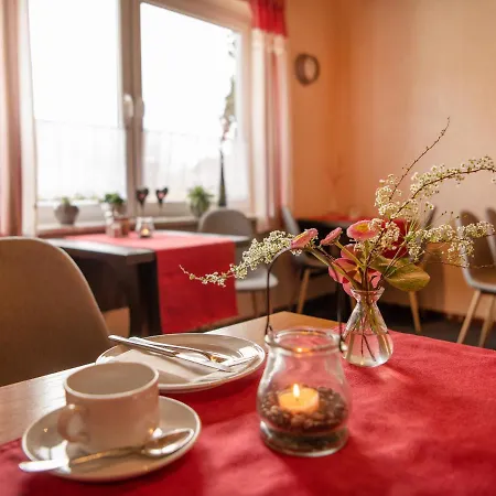 酒店 Landgasthof Nuechel 马兰迪